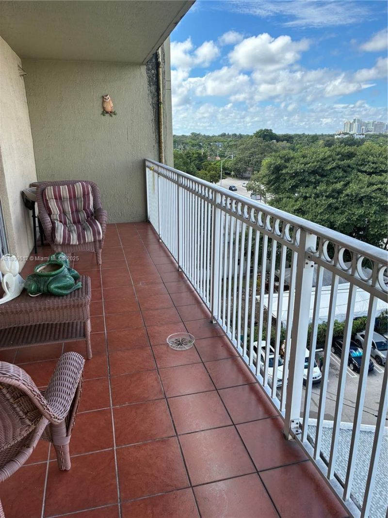 1650 Coral Way, Unit 808, Miami, FL 33145 Photo