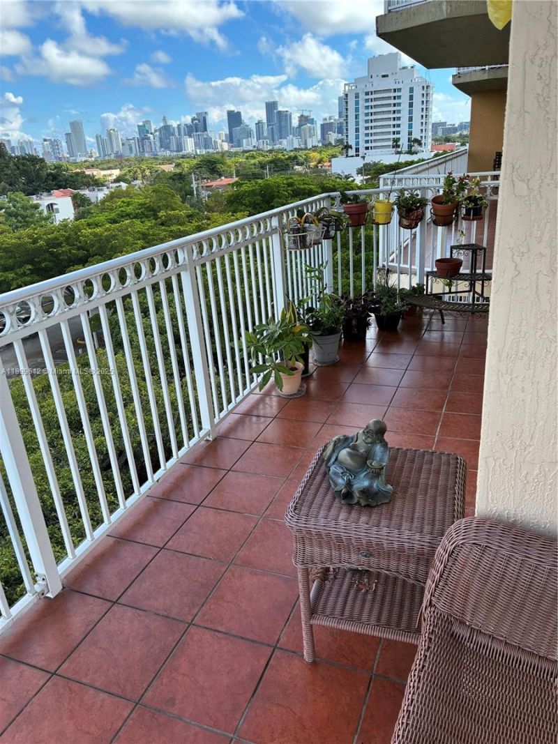 1650 Coral Way, Unit 808, Miami, FL 33145 Photo