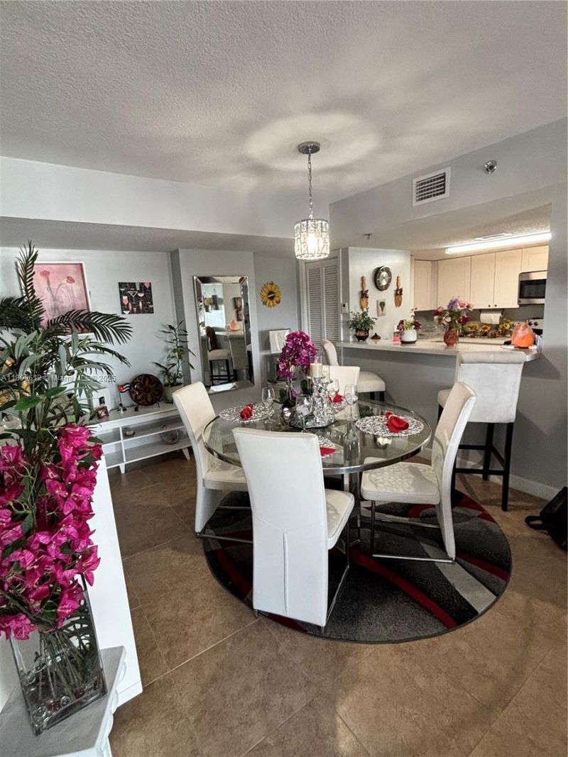 1650 Coral Way, Unit 808, Miami, FL 33145 Photo