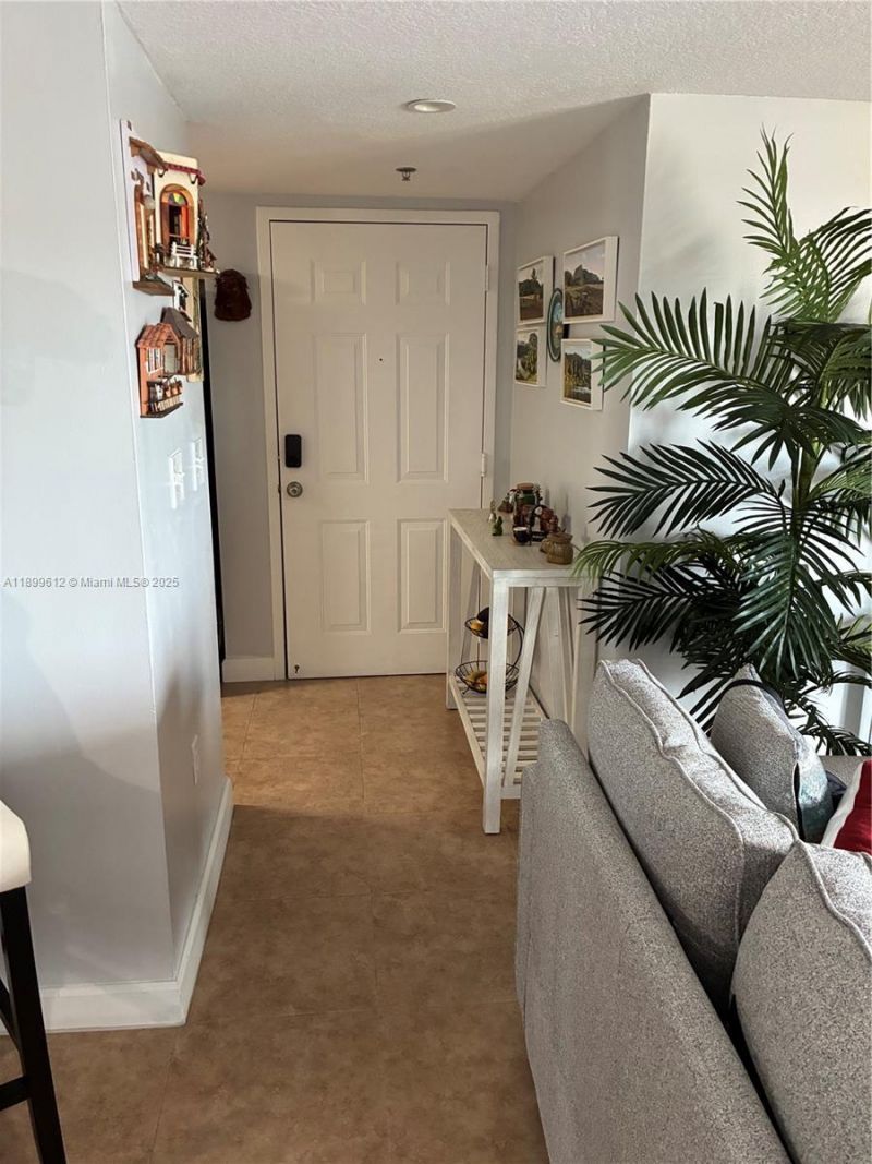 1650 Coral Way, Unit 808, Miami, FL 33145 Photo