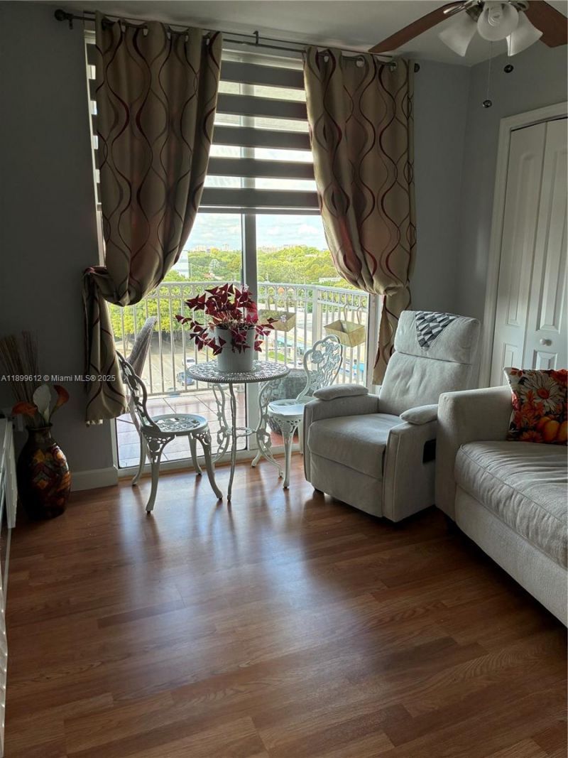 1650 Coral Way, Unit 808, Miami, FL 33145 Photo