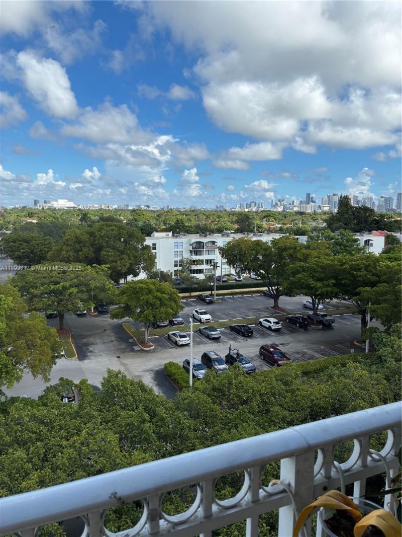 1650 Coral Way, Unit 808, Miami, FL 33145 Photo