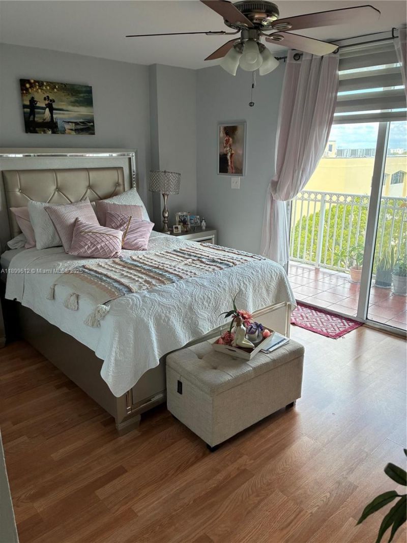 1650 Coral Way, Unit 808, Miami, FL 33145 Photo