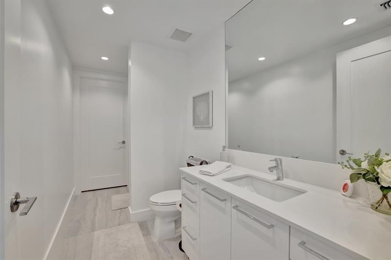 100 E Las Olas Boulevard, Unit 4301, Fort Lauderdale, FL 33301 Photo