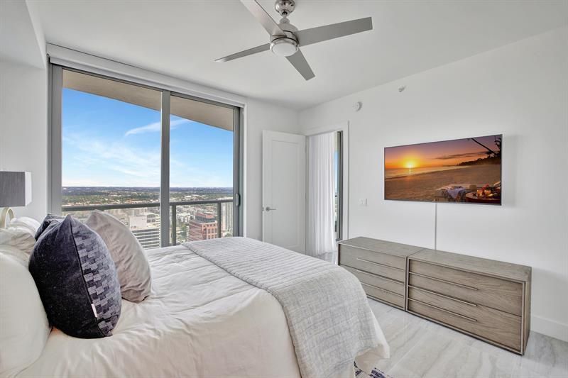 100 E Las Olas Boulevard, Unit 4301, Fort Lauderdale, FL 33301 Photo