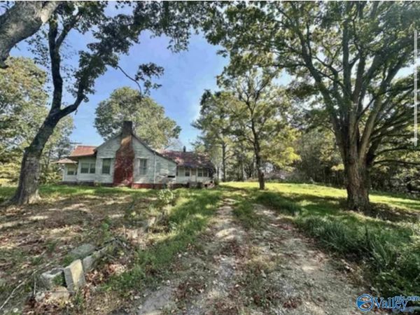 28986 Leggtown Road, Elkmont, AL 35620
