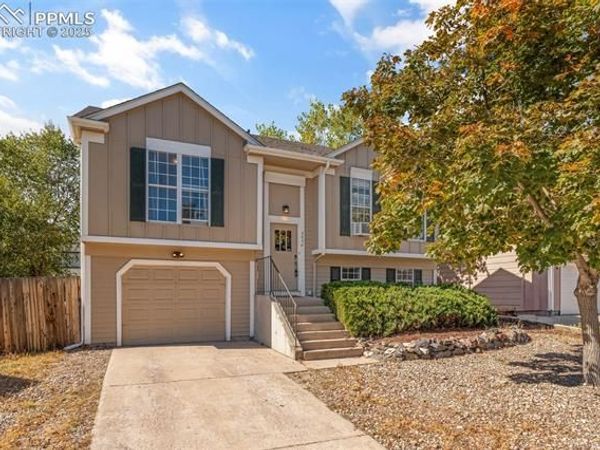 2650 Plymouth Drive, Colorado Springs, CO 80916