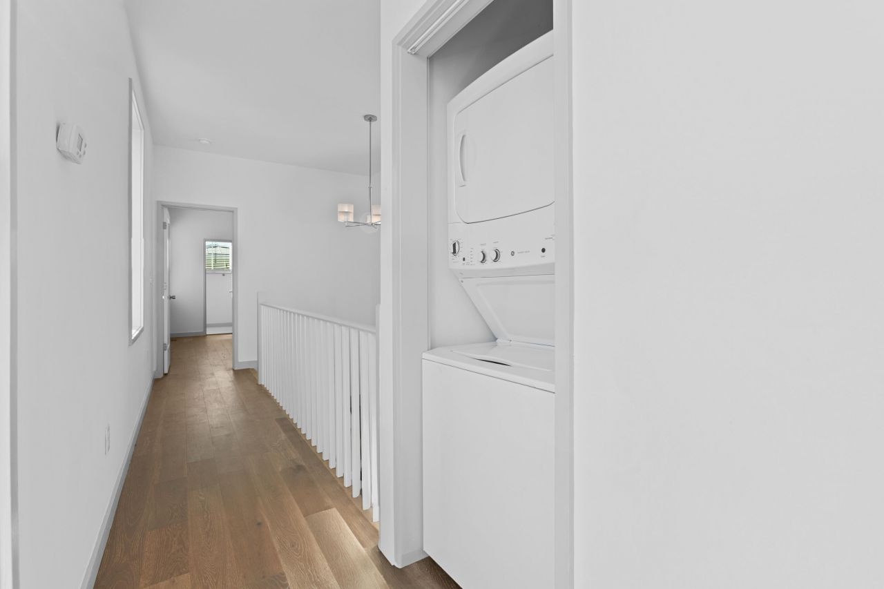 29 Hanover Street Photo 17