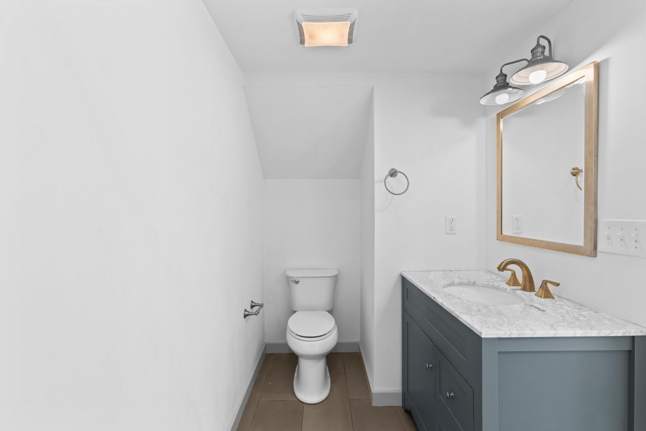 29 Hanover Street Photo 19