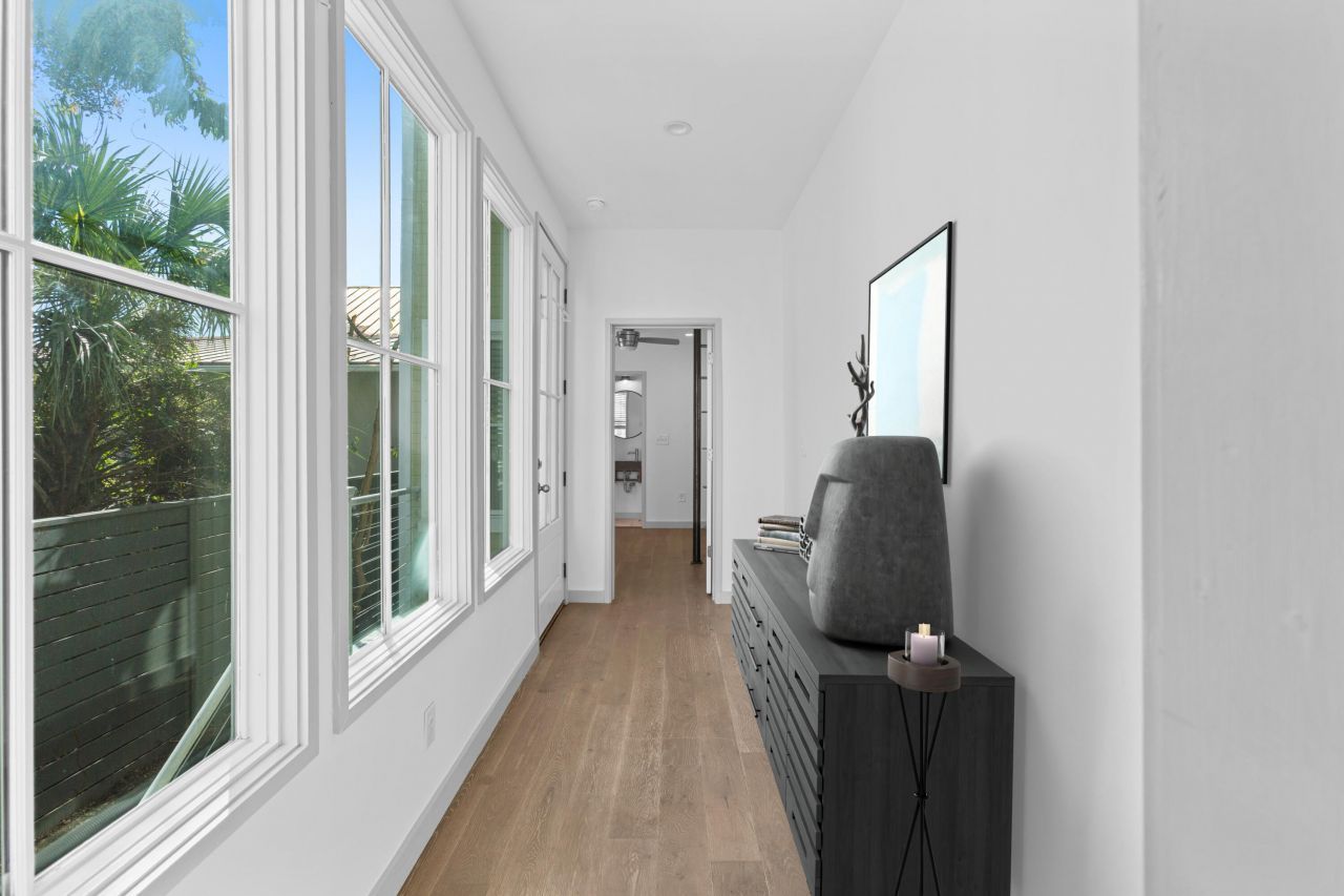 29 Hanover Street Photo 22