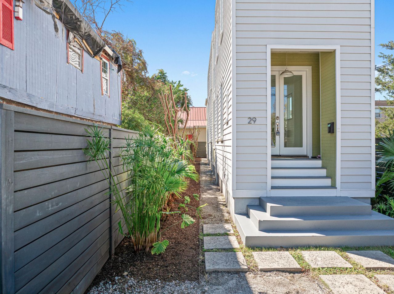 29 Hanover Street Photo 5