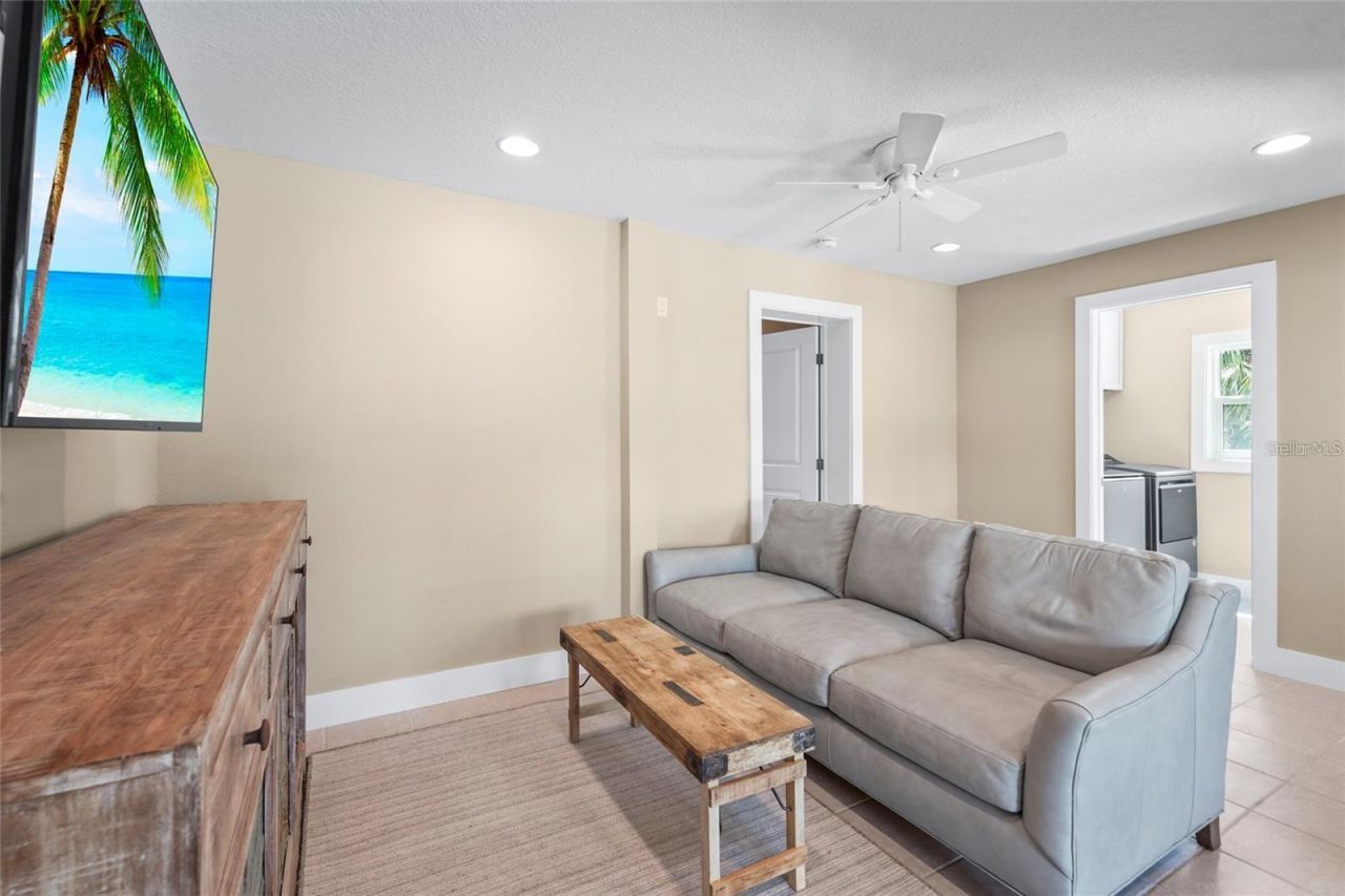 111 Faubel Street, Sarasota, FL 34242 Photo