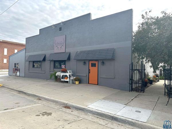 102 W 3rd St, Ponca, NE 68770