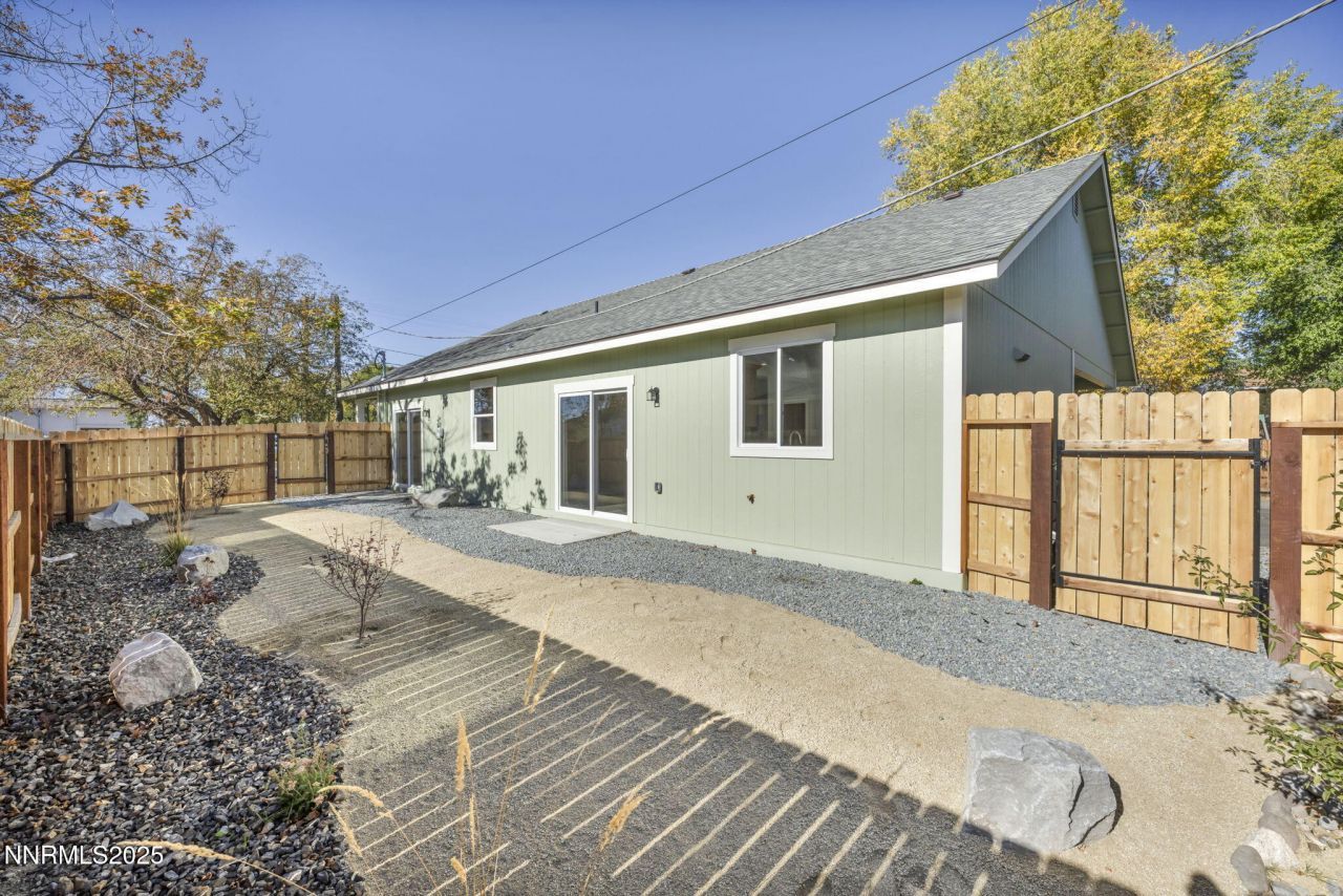 1421 Mission Street, Unit 1 & 2, Gardnerville, NV 89410 Photo