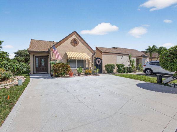 11154 Curry Drive, Palm Beach Gardens, FL 33418