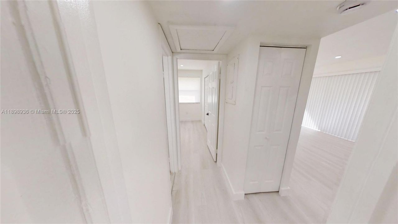 20230 NE 3rd Ct, Unit 6, Miami, FL 33179 Photo