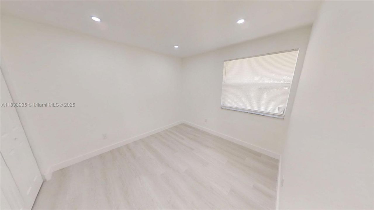 20230 NE 3rd Ct, Unit 6, Miami, FL 33179 Photo