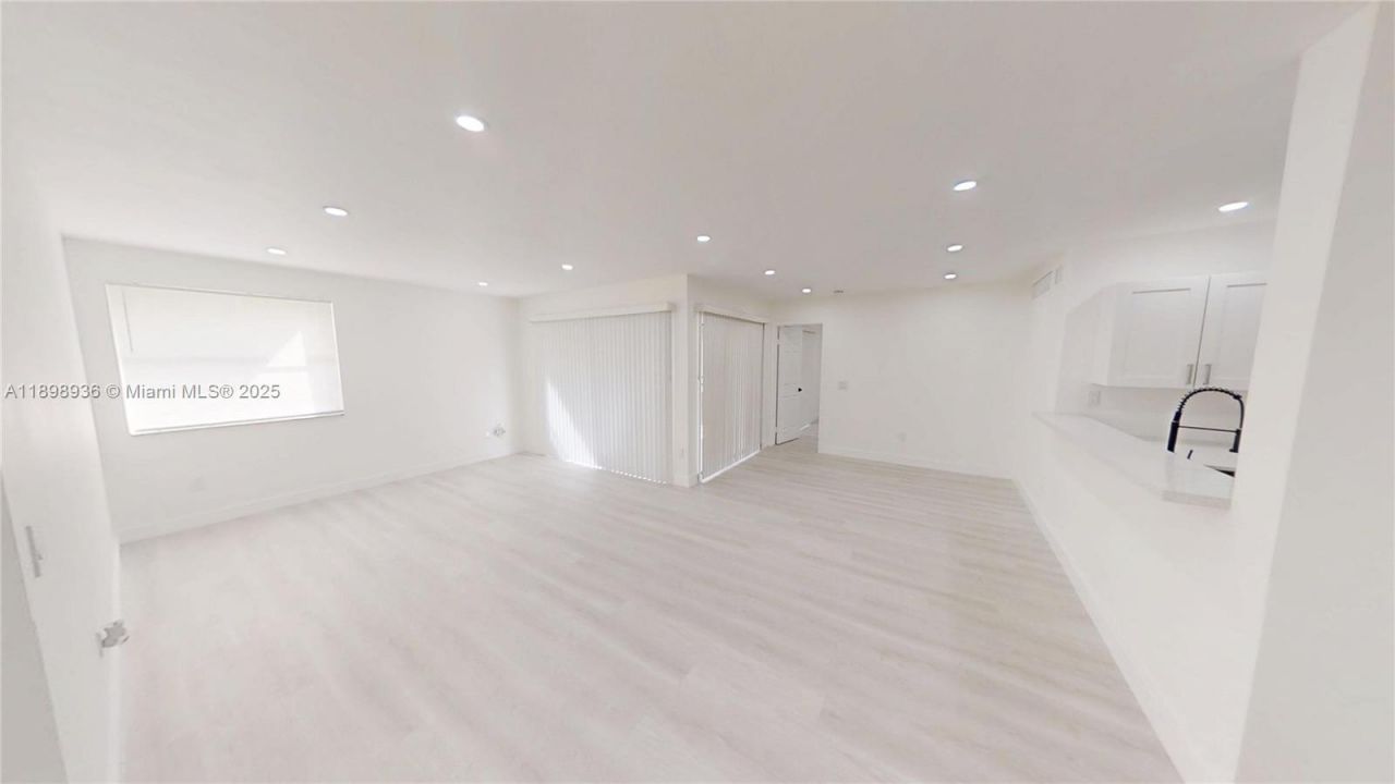 20230 NE 3rd Ct, Unit 6, Miami, FL 33179 Photo