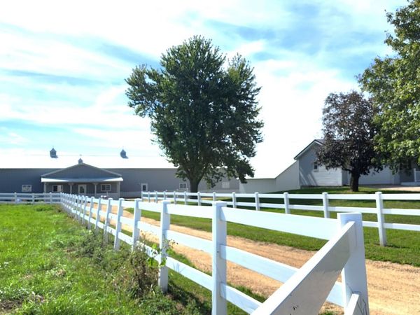 6079 Manchester Road, Poplar Grove, IL 61065