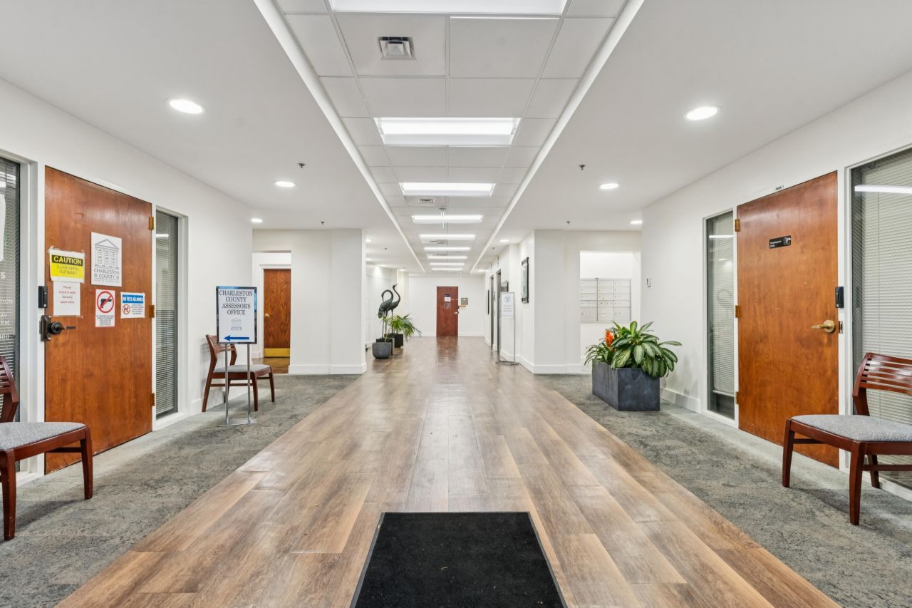 3875 Faber Place Drive Photo 6