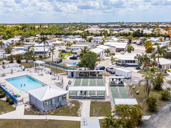 5756 Pink Panther DR, FORT MYERS, FL 33908