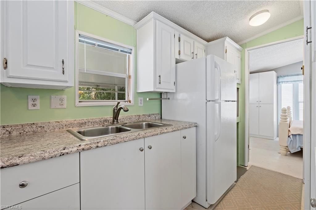 5756 Pink Panther Dr, Fort Myers, FL 33908 Photo