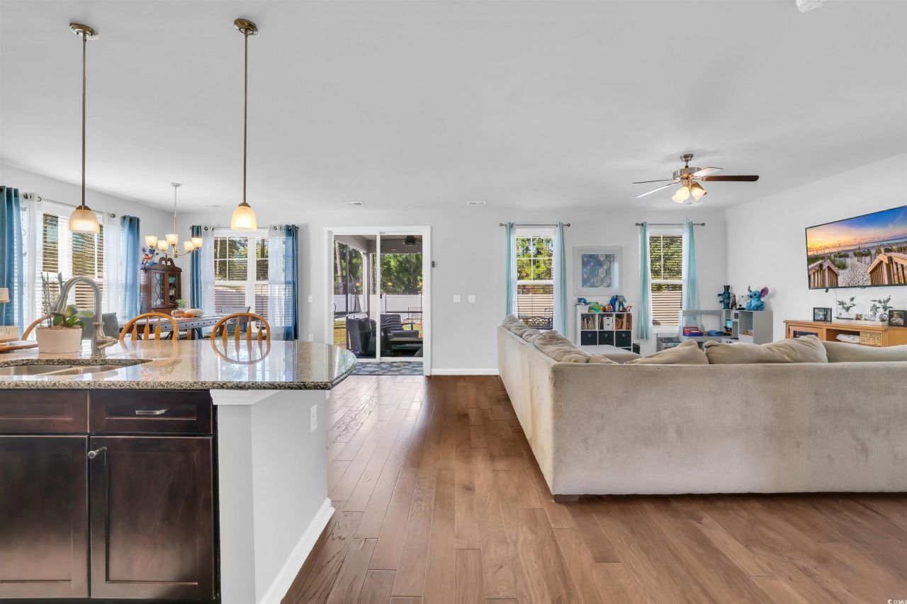 320 Firenze Loop Photo 6