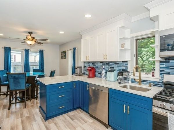 63 Hamburg Ave, Sussex, NJ 07461