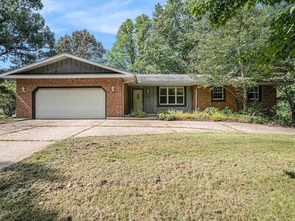 57391 County Road 117 Road, Goshen, IN 46528