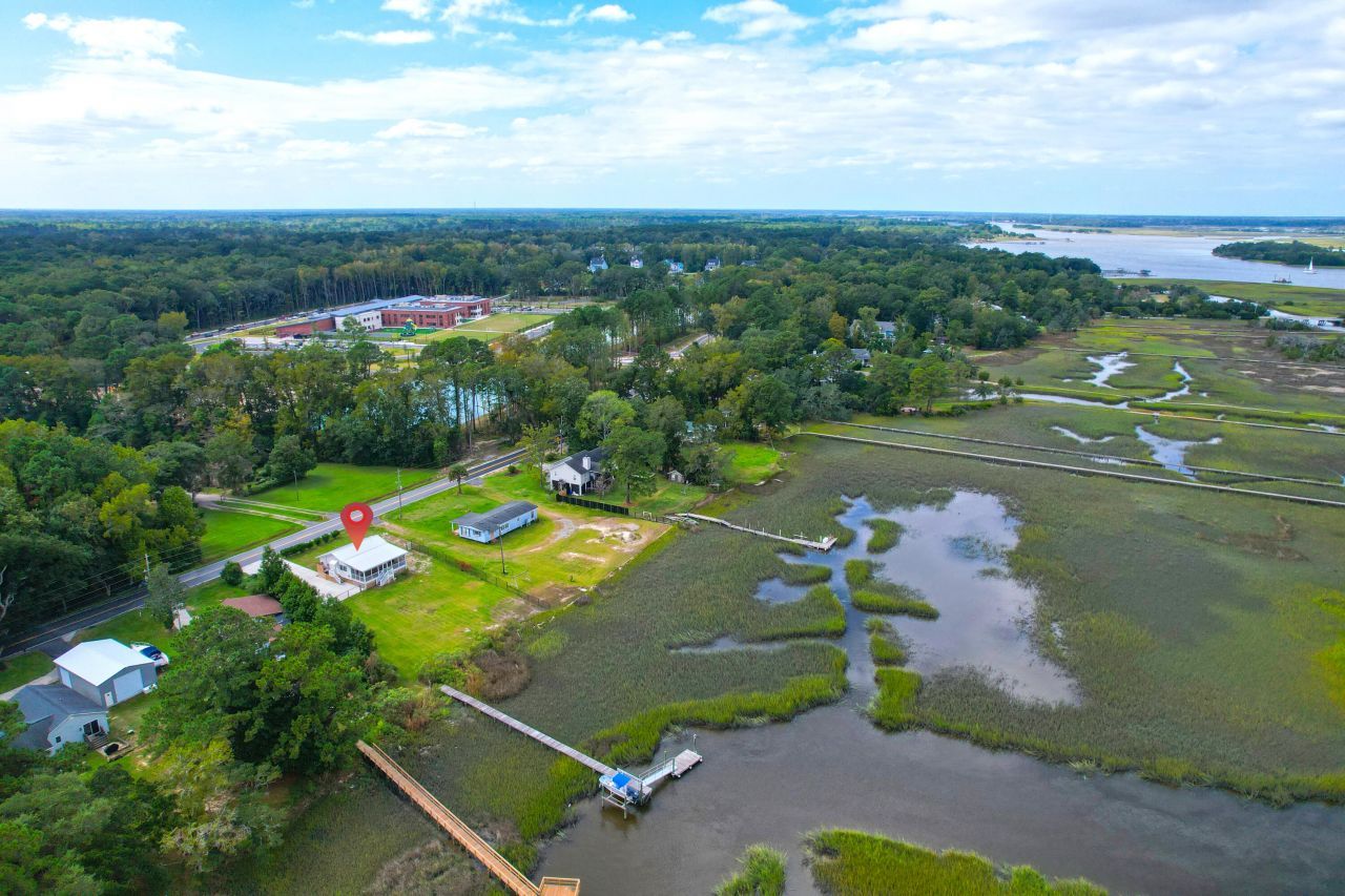 1269 River Road Photo 15