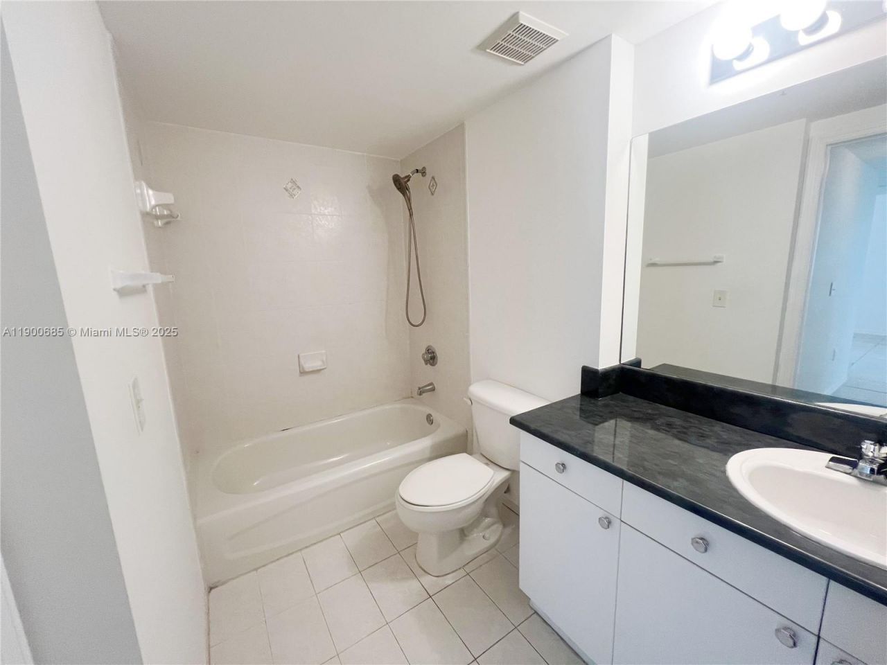 9340 Fontainebleau Blvd, Unit W206, Miami, FL 33172 Photo