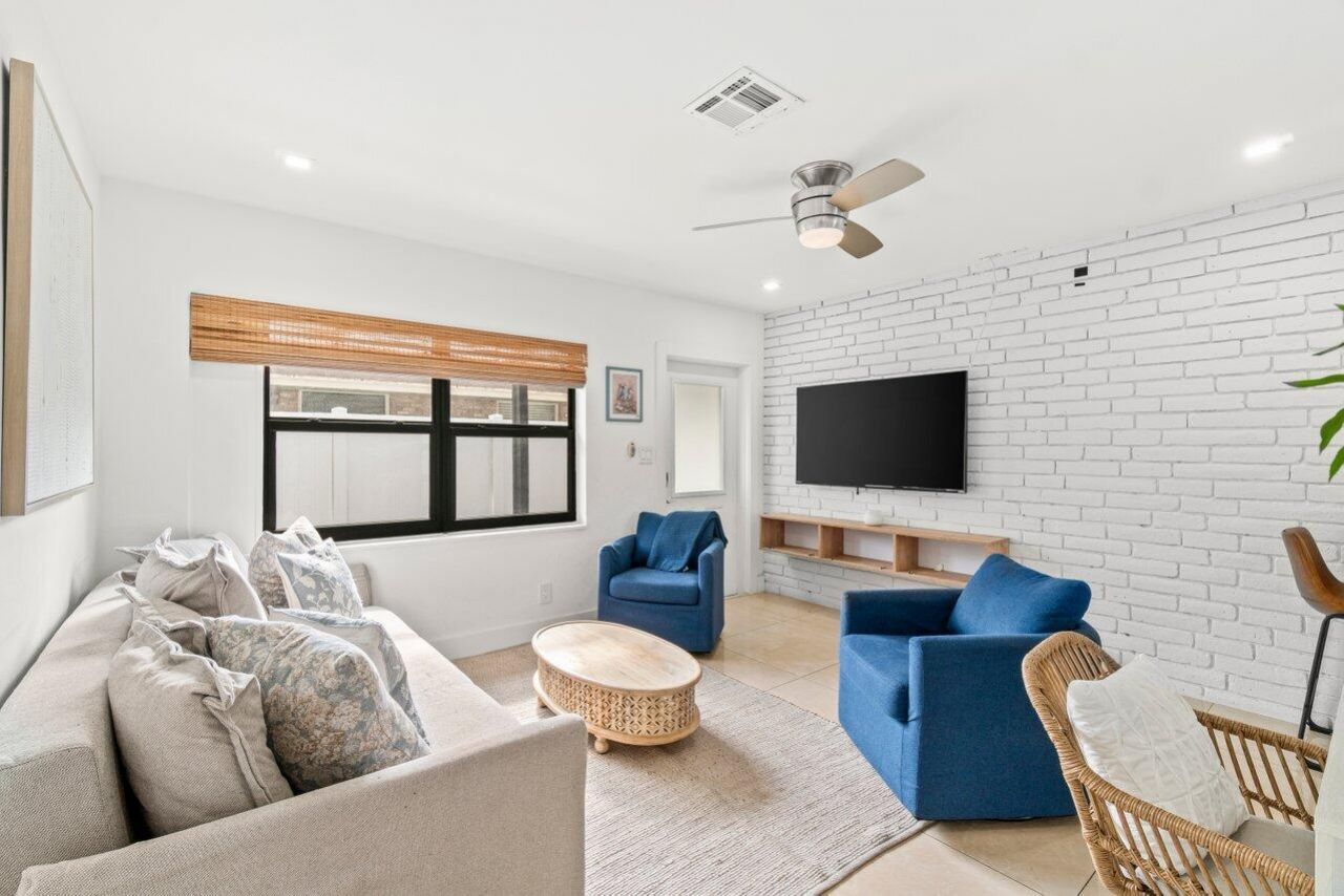 217 NE 11th Street, Unit 217-219, Delray Beach, FL 33444 Photo