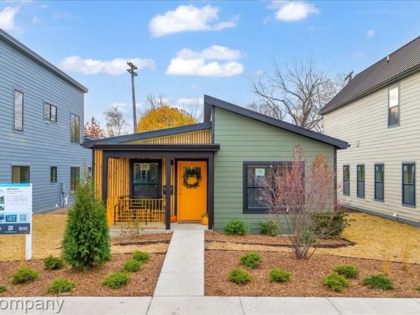 2819 16th Street, Detroit, MI 48216