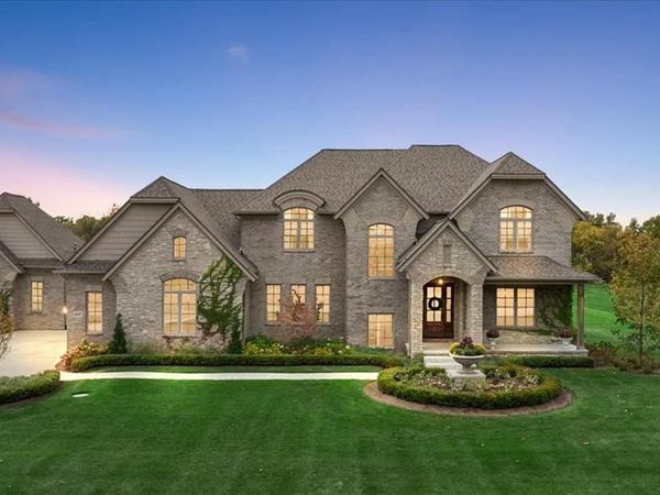 62477 Rosina Court, Ray Twp, MI 48096