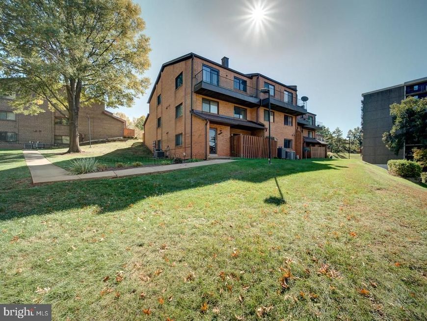 3459 Summit Court Ne, Unit 3459, Washington, DC 20018 Main Photo