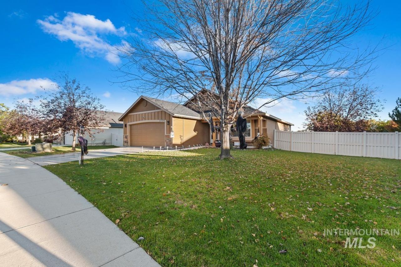 2500 SW Burleywood Path, Kuna, ID 83634 Main Photo