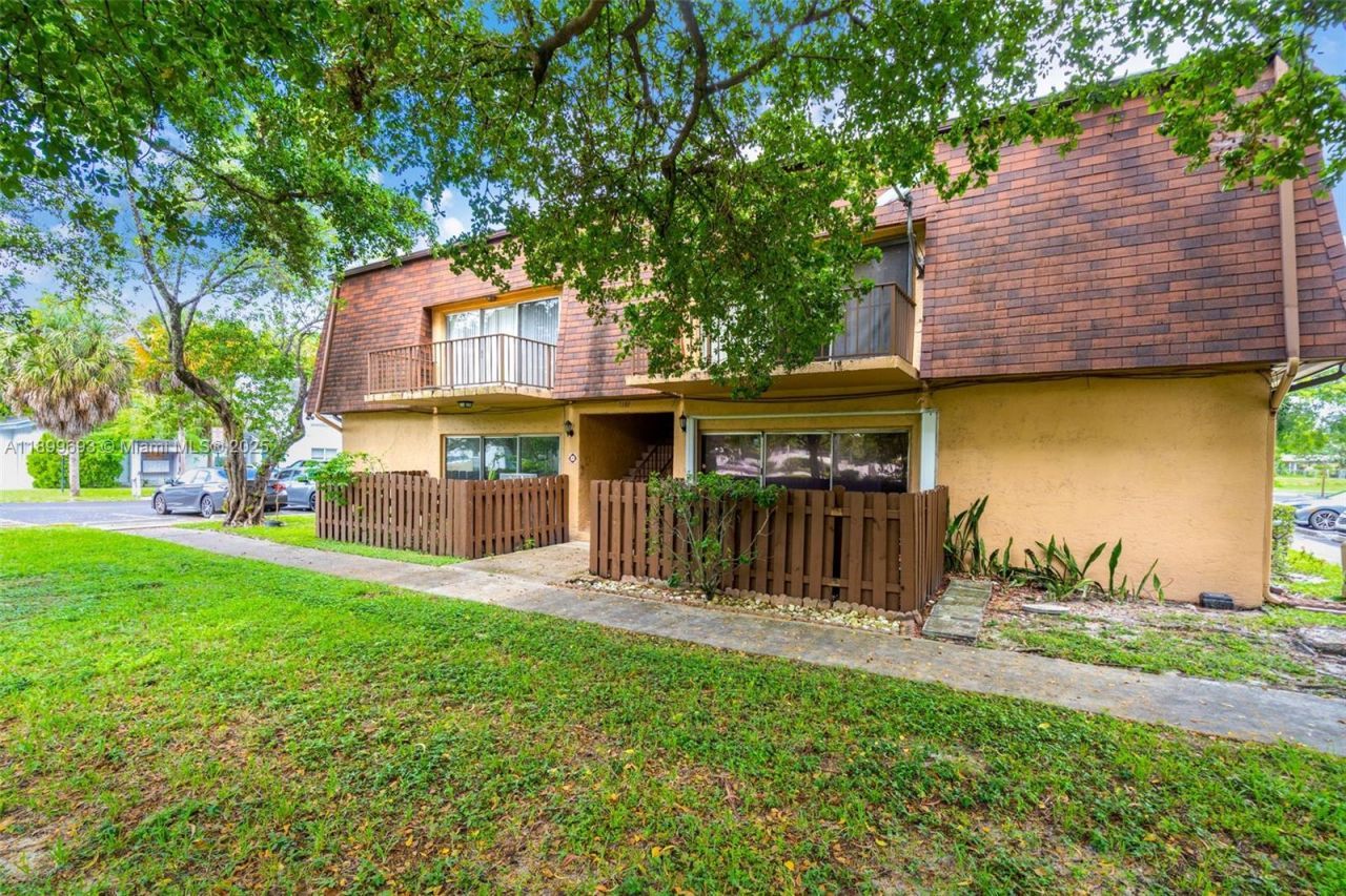 7101 W Sunrise Blvd, Unit A2, Plantation, FL 33313 Photo