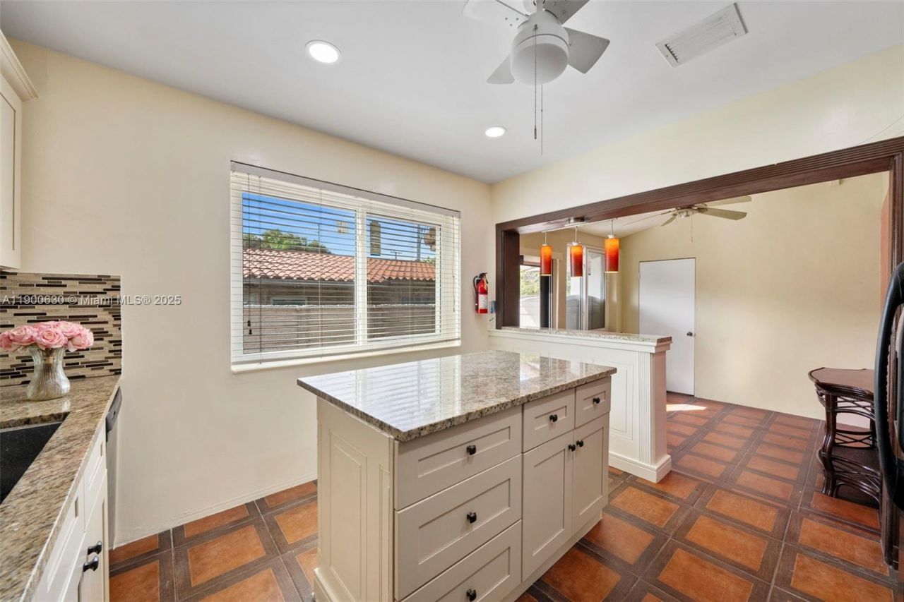 6150 SW 15th St, West Miami, FL 33144 Photo