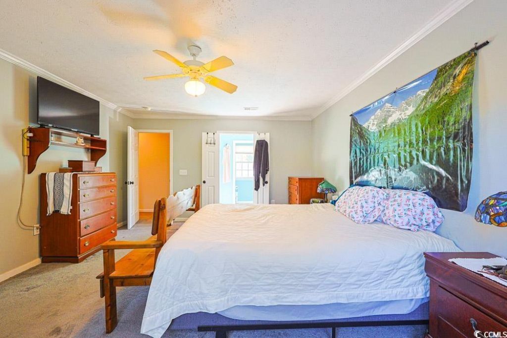 2033 Chadbury Ln. Photo 15