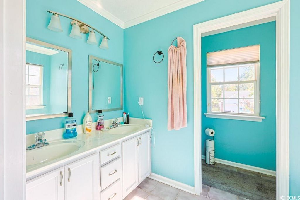 2033 Chadbury Ln. Photo 19