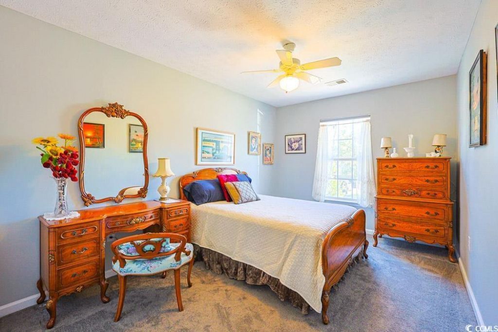 2033 Chadbury Ln. Photo 20