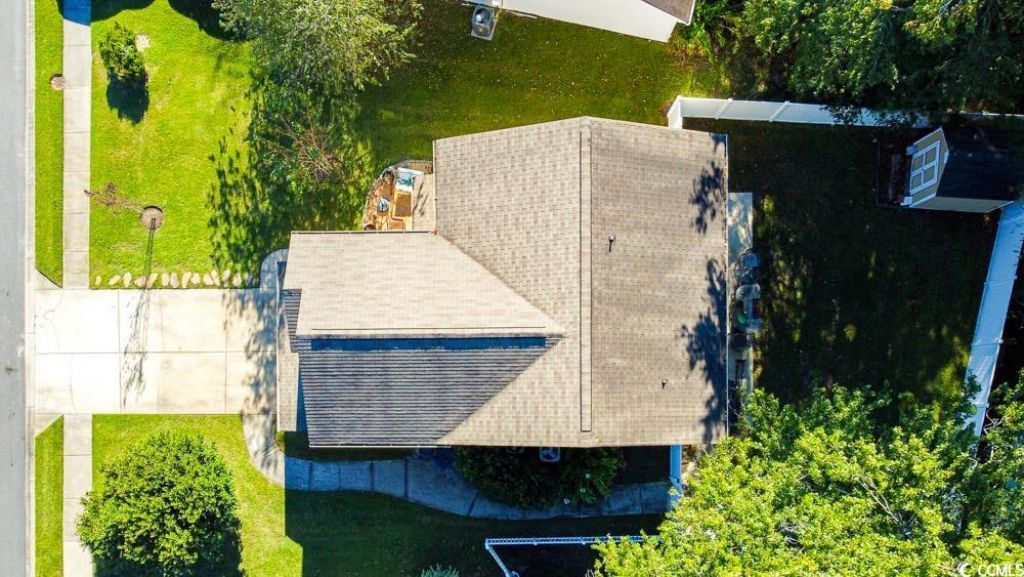 2033 Chadbury Ln. Photo 37