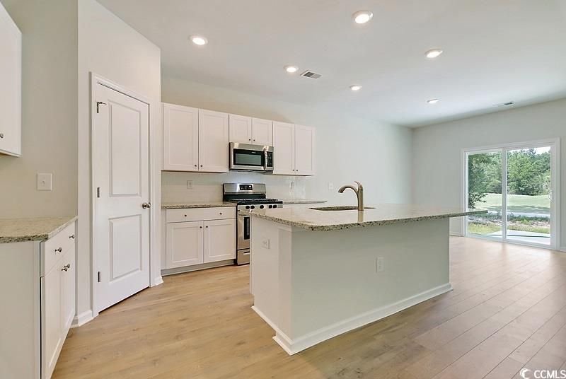 504 Cambria Dr Photo 7