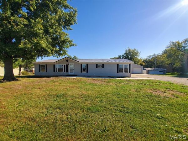 1093 N Cleveland Street, Kahoka, MO 63445