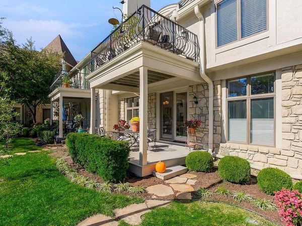 9100 Lamar Avenue, Unit 107, Overland Park, KS 66207