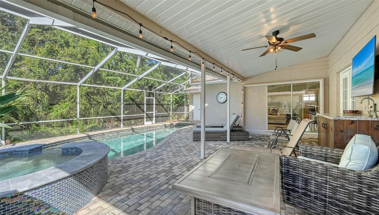 2246 Cork Oak Street W, Sarasota, FL 34232 Photo
