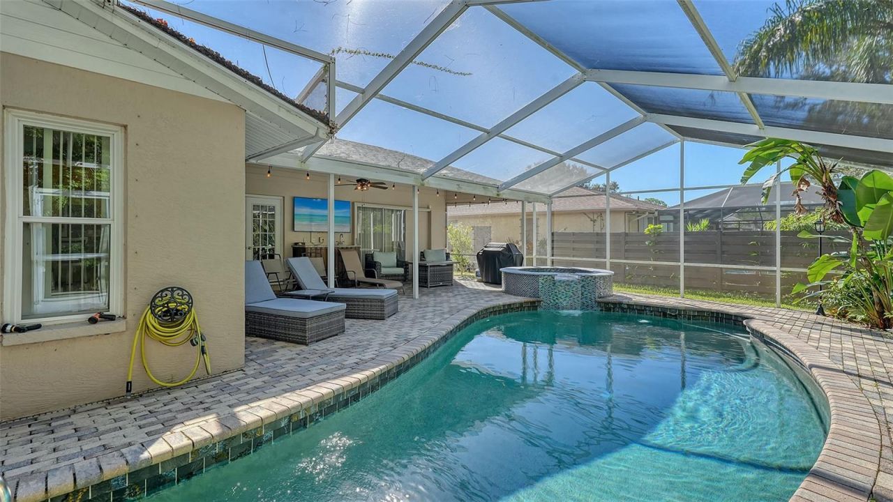2246 Cork Oak Street W, Sarasota, FL 34232 Photo