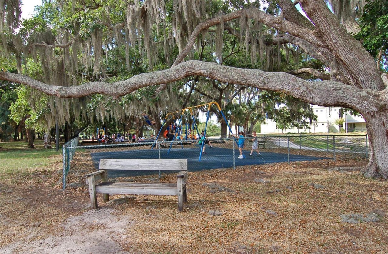 2246 Cork Oak Street W, Sarasota, FL 34232 Photo