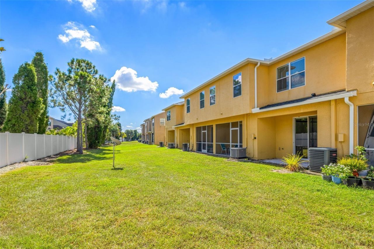 6912 Towering Spruce Drive, Unit 6912, Riverview, FL 33578 Photo