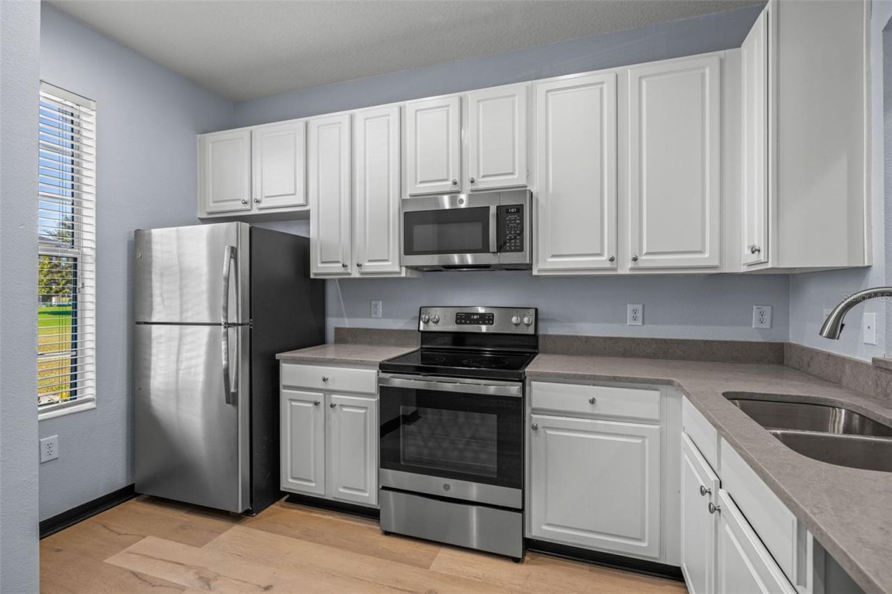 6912 Towering Spruce Drive, Unit 6912, Riverview, FL 33578 Photo